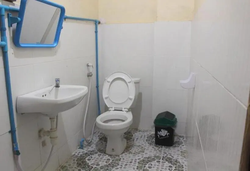 スタンダードトリプルルーム, Pakbeng Guesthouse