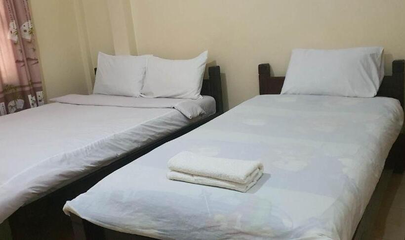 Номер Стандарт Трехместный, Pakbeng Guesthouse
