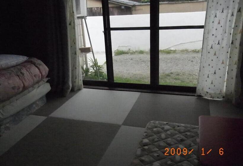 Номер Стандарт Совместная Ванная, Guesthouse Shell