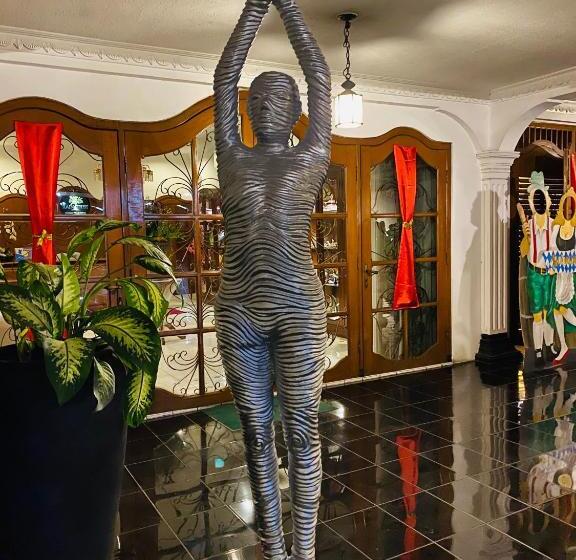 带园景的小型套房, Raintree Boutique Villa & Gallery