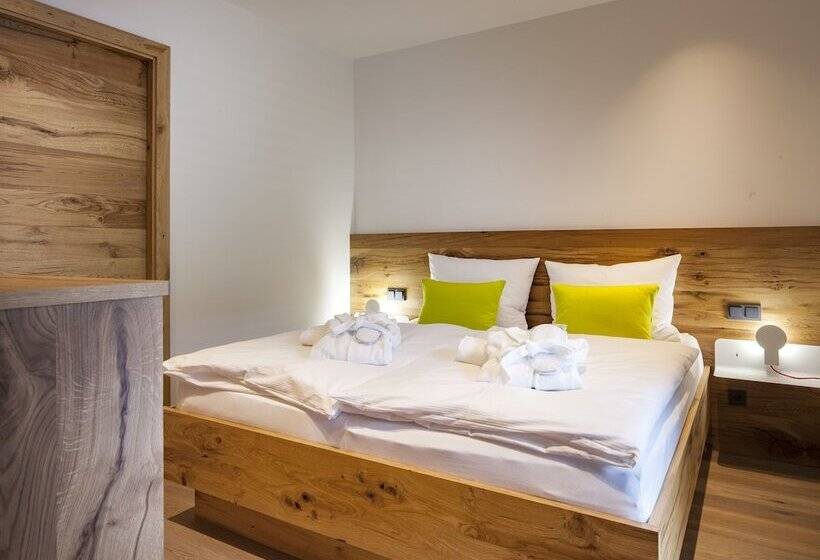 آپارتمان سوپریور 1 خوابه, Das Heimsitz