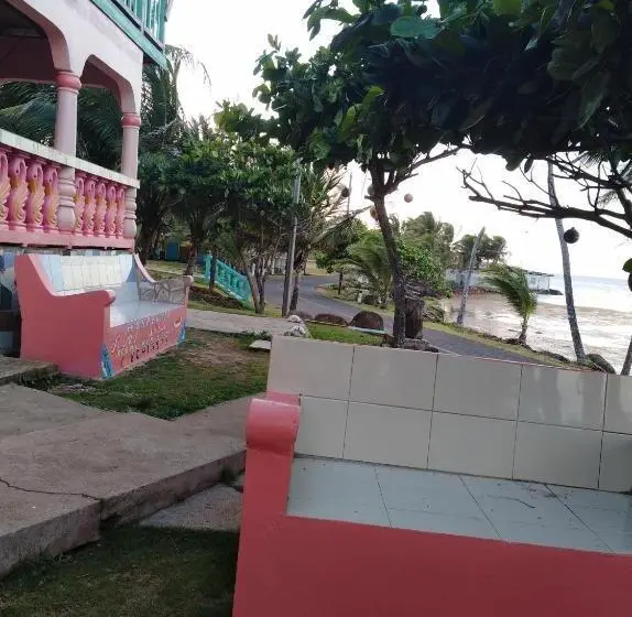 バス共有のスタンダードルーム, Corn Island Hostal Alal Suite