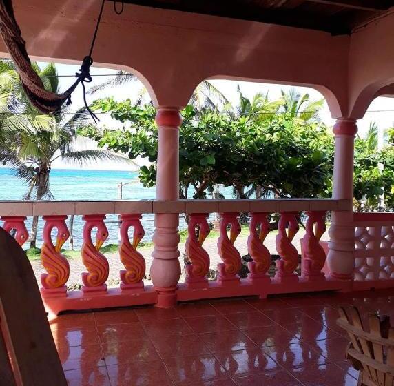 带共用浴室的标准房间, Corn Island Hostal Alal Suite