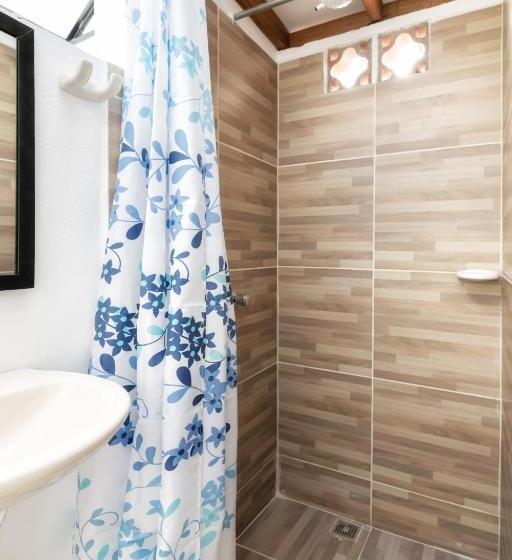 اتاق استاندارد سه نفره, Fami Hotel Vive Jardin