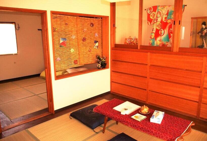 标准四人间共用浴室, Guest House Kominka Nagomi
