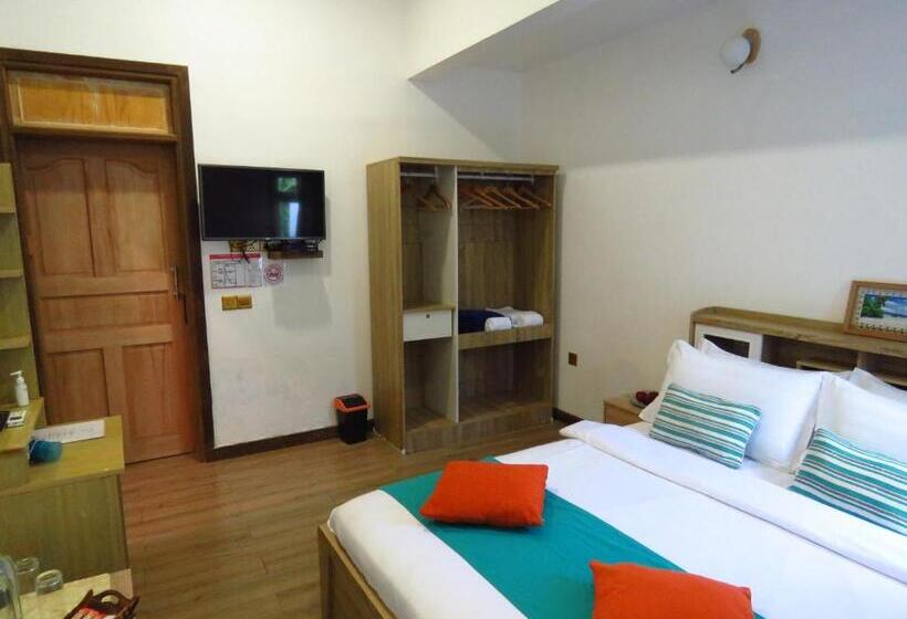 اتاق استاندارد, The Sunrise Huraa