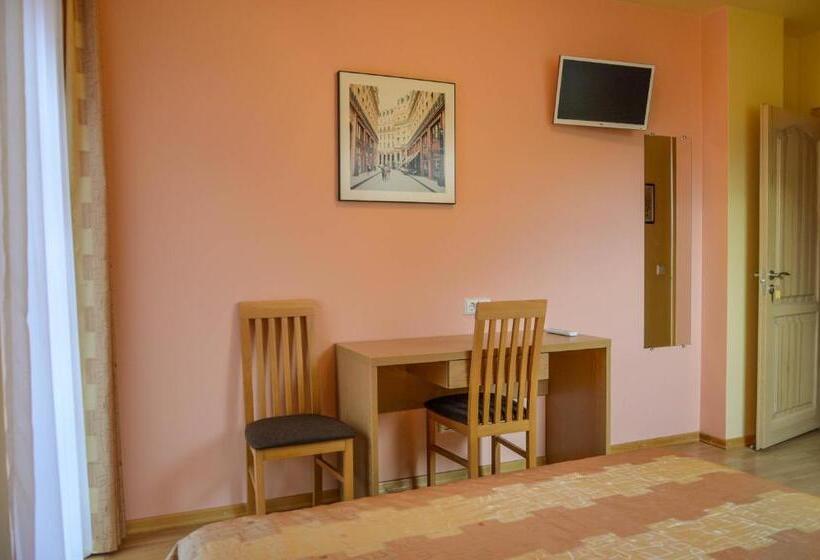 اتاق استاندارد با بالکن, Vila Liepa