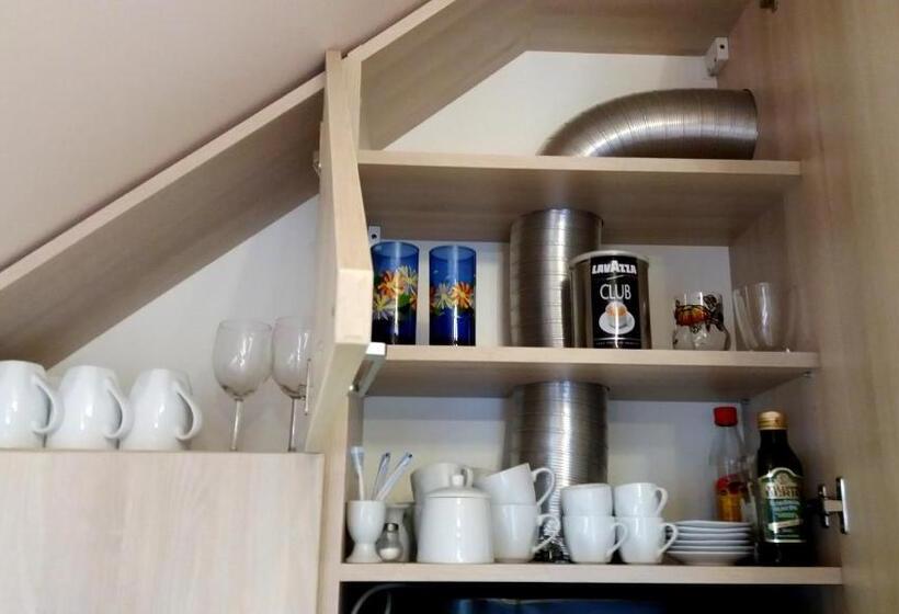 استودیوی استاندارد, Vila Liepa