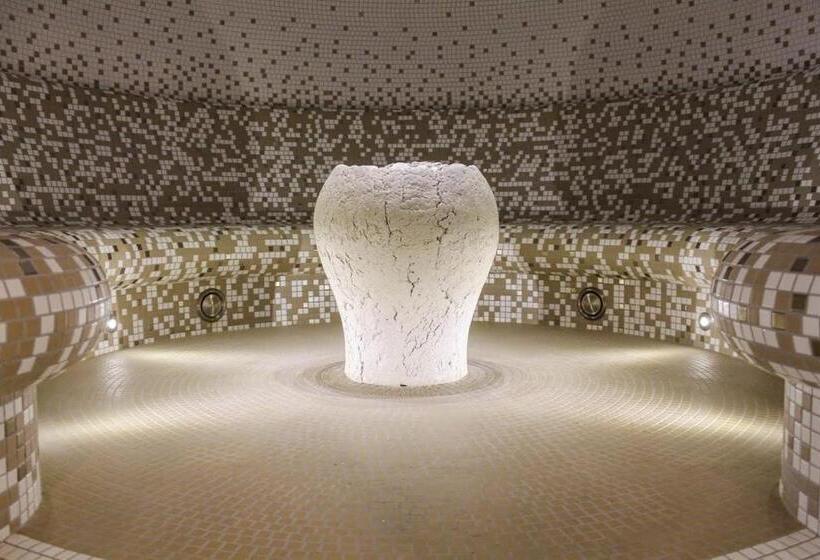 اتاق لوکس خانوادگی, Vila Liepa