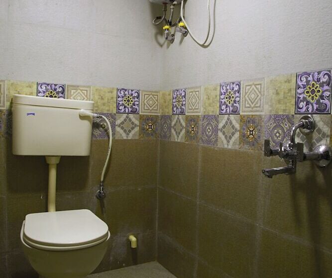 标准四人间共用浴室, Welcome Guest House