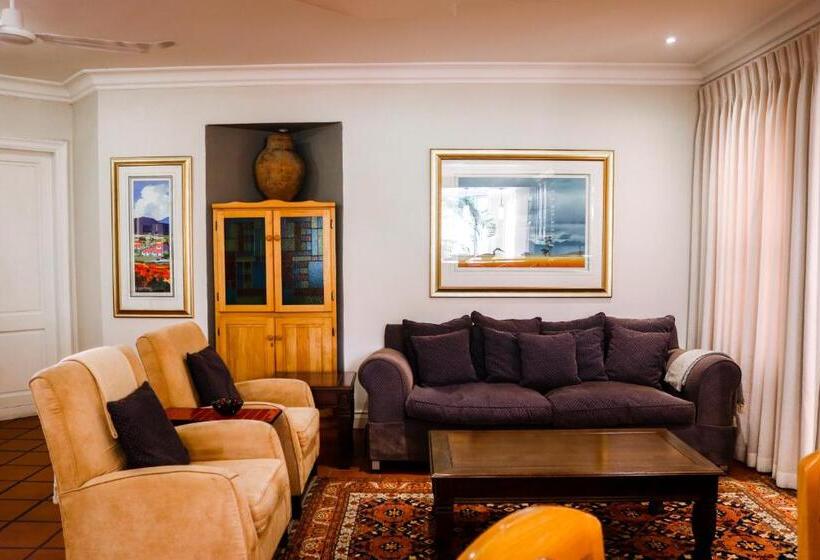 منزل 3 غرف نوم, Erinvale Garden Cottage