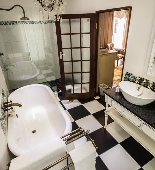 סוויטה אקזקיוטיב, Godiva Spa & Guesthouse