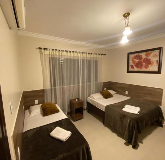 Deluxe Driepersoonskamer, Pousada Estrela Guia