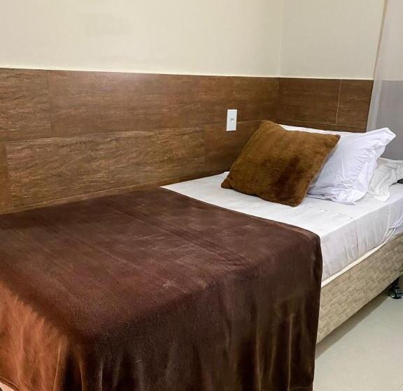 اتاق لوکس سه تخته, Pousada Estrela Guia