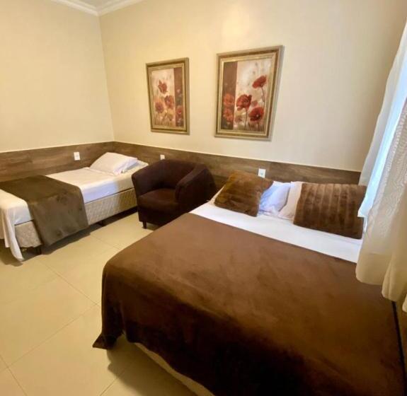 Deluxe Driepersoonskamer, Pousada Estrela Guia