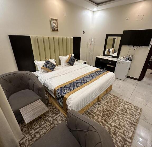 标准工作室带阳台, Tamyoz Apart