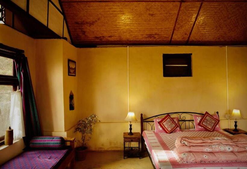 اتاق استاندارد, Kalimpong Village Retreat