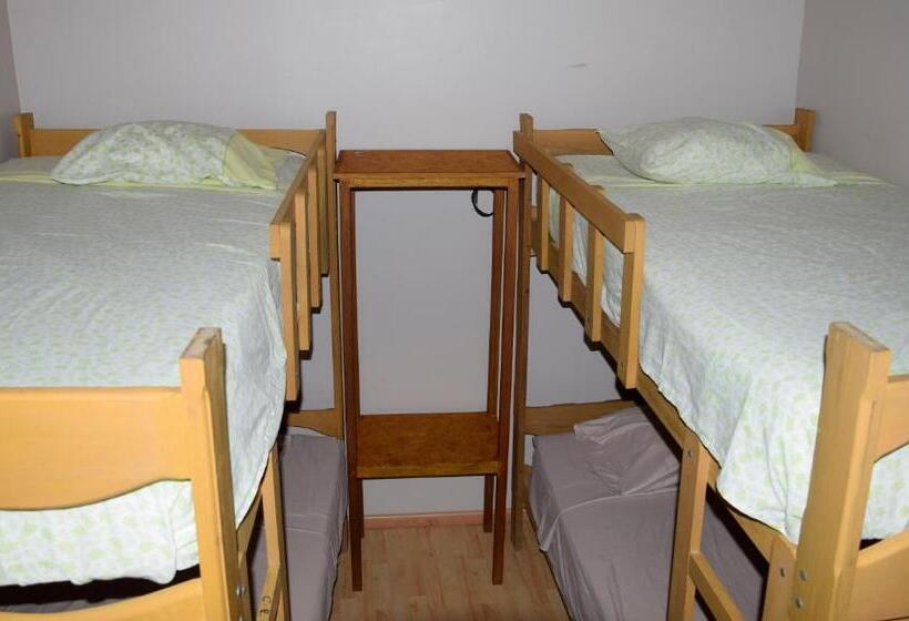 4-Bett-Standardzimmer Geteiltes Bad, La Pachamama