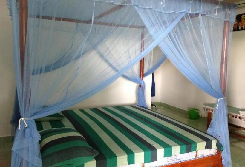 اتاق استاندارد با بالکن, Lagoon Inn