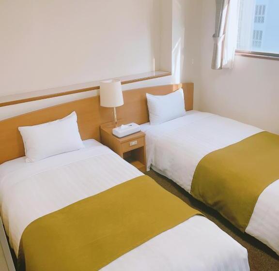 Quarto Estandar, Fuchu Urban