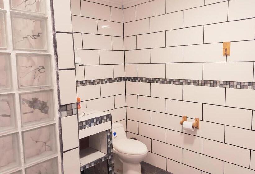 غرفة إقتصادية, Loma Tranquila