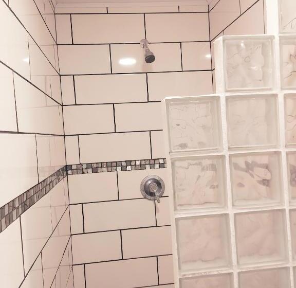 غرفة إقتصادية, Loma Tranquila