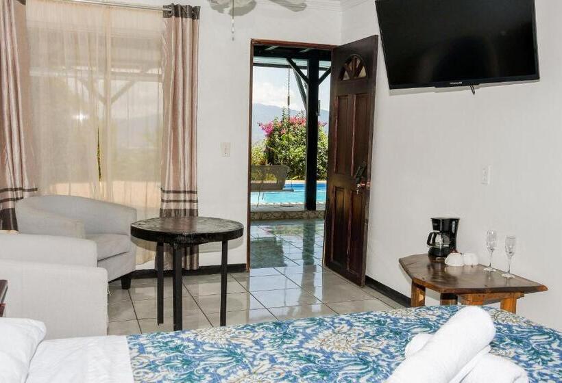 غرفة إقتصادية, Loma Tranquila