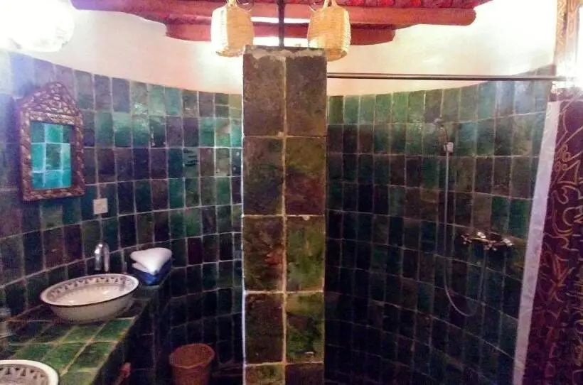 بانگلوی استاندارد, Dar Jnane La Maison Du Jardin