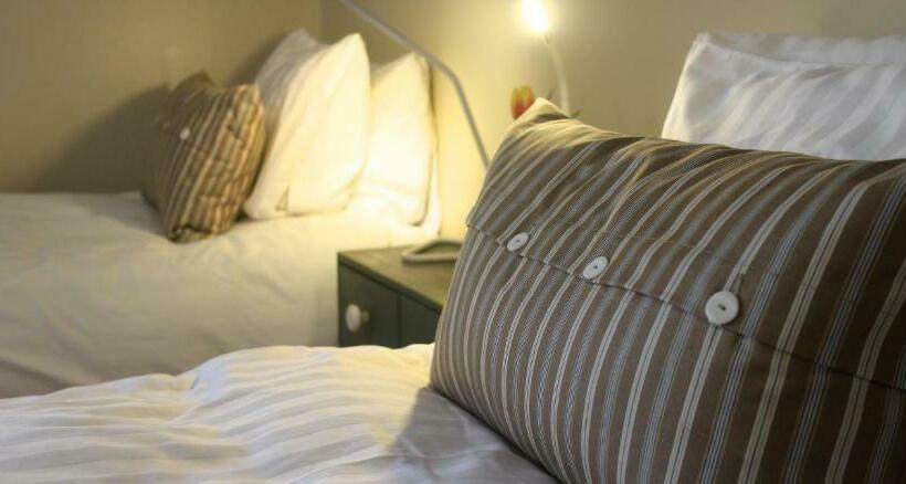 חדר סטנדרט, Knappgården