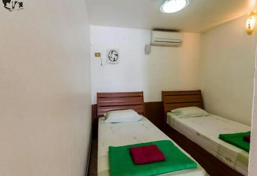 اتاق استاندارد با چشم‌انداز رودخانه, Vn Guesthouse