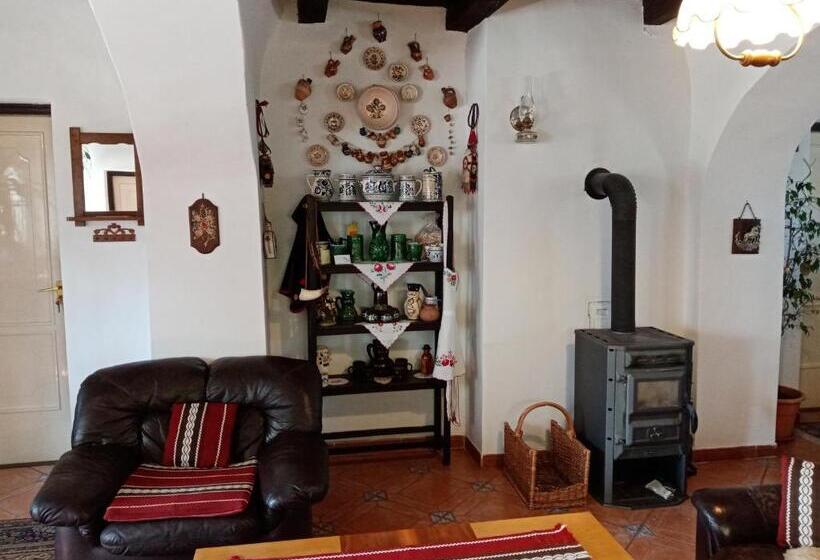 חדר סטנדרט לשלושה, Véndektanya Vendégház