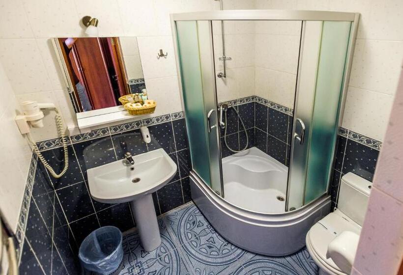 디럭스 룸, Zatyshok