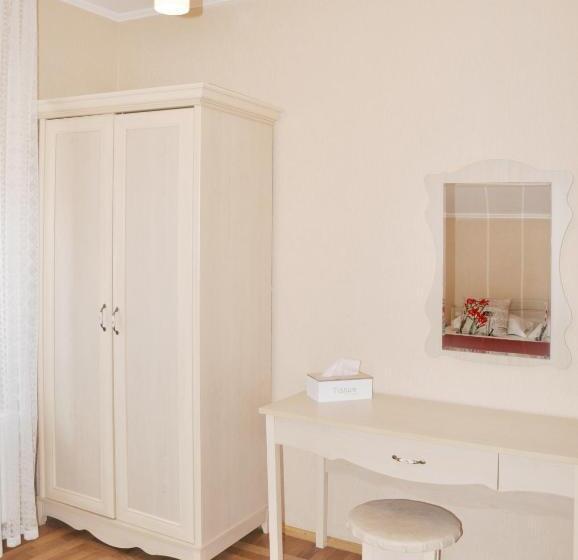 침실 1개 발코니 아파트, Zatyshok