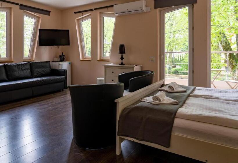 آپارتمان 1 خوابه, Accomo Apartmanház