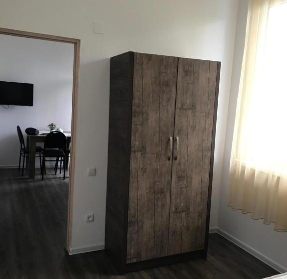 آپارتمان سوپریور 2 خوابه, Bsg Rustaveli 184