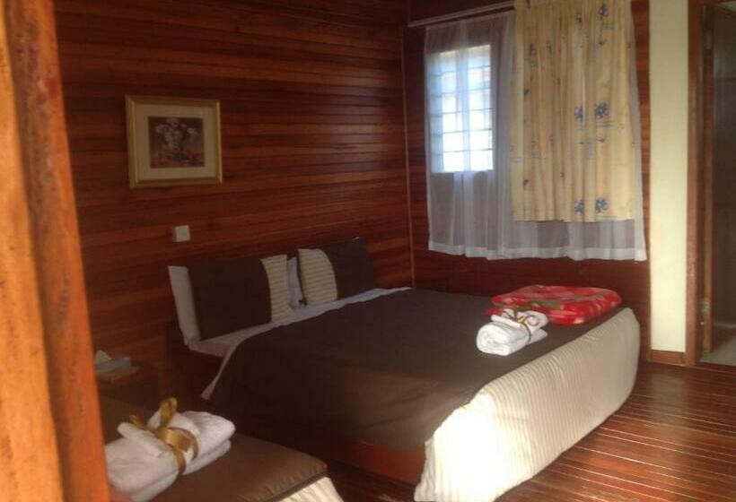 اتاق استاندارد, Bwigamiro Country Home Fort Portal