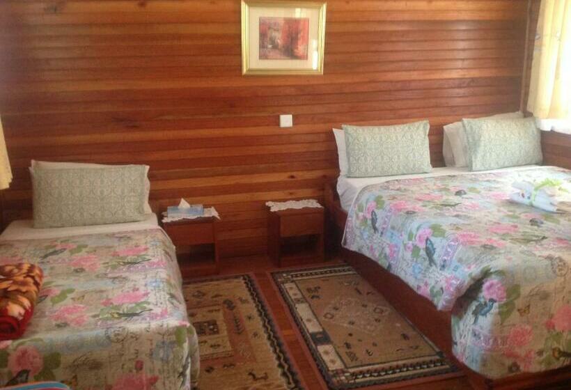 اتاق استاندارد, Bwigamiro Country Home Fort Portal