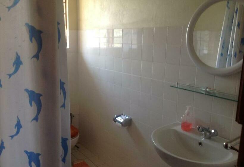 اتاق استاندارد, Bwigamiro Country Home Fort Portal