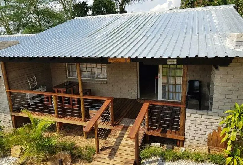 اتاق استاندارد چهار تخته, Numbi Hills Self Catering