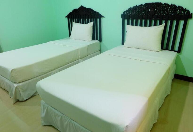 Номер Стандарт, J Safe Guesthouse