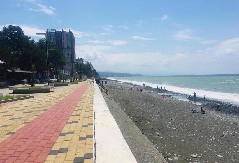 اتاق استاندارد, Summer Story