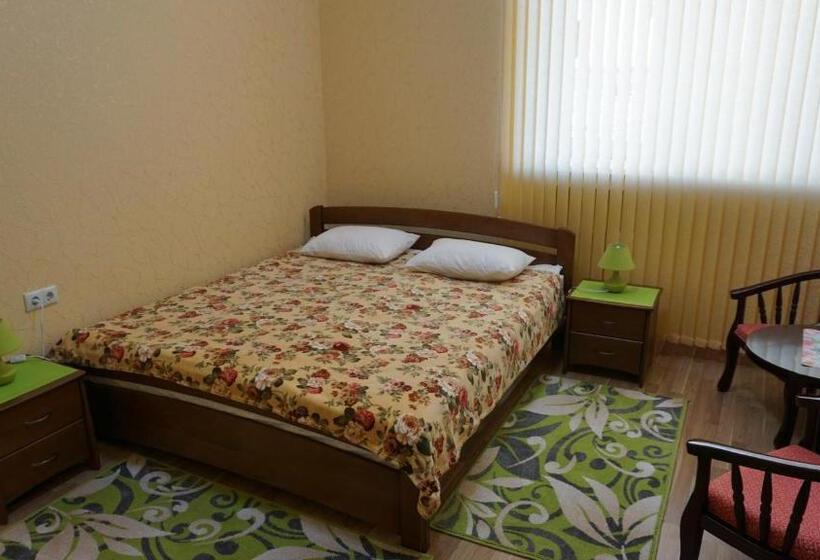 اتاق استاندارد با تخت بزرگ, Happy Cat