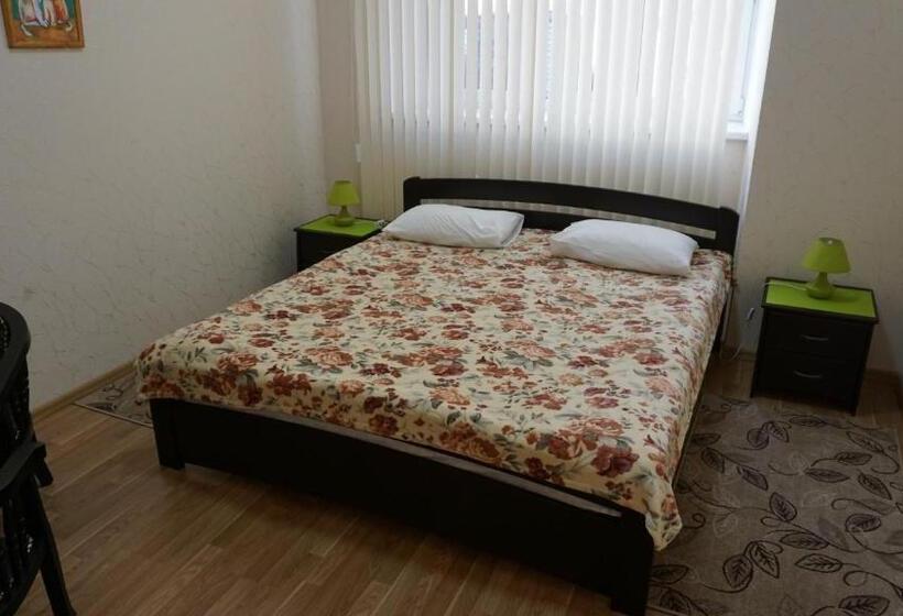 اتاق استاندارد با تخت بزرگ, Happy Cat