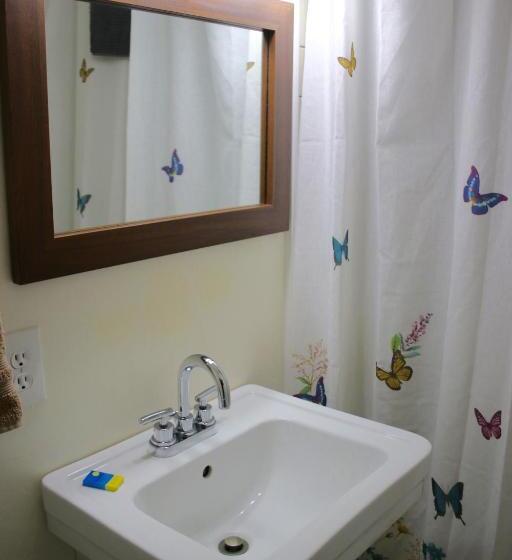 غرفة قياسية رباعية, Mancos Inn