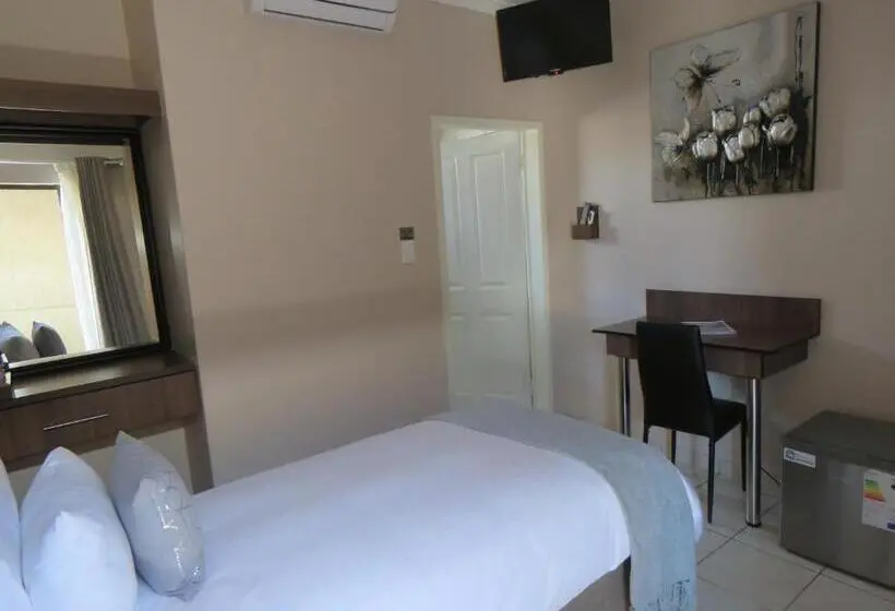 Standard Yhden Hengen Huone, Andante Guesthouse Klerksdorp