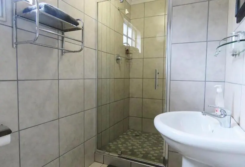 Standard-huone King-vuode, Andante Guesthouse Klerksdorp