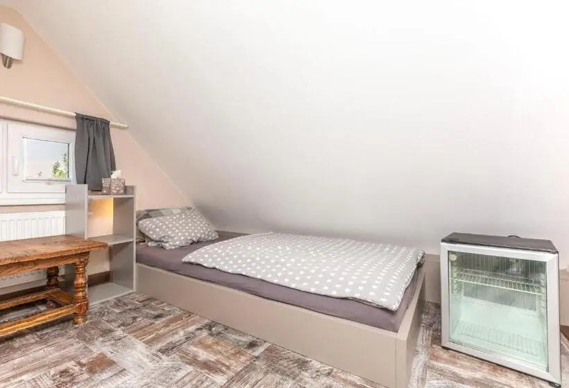 スタンダードスタジオ, Bnb Comfort Guesthouse Olten   Lostorf