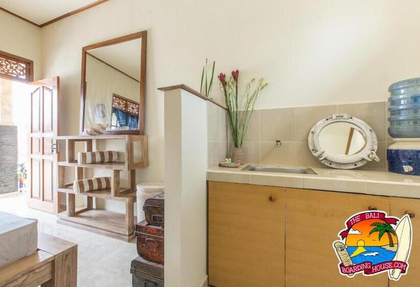 غرفة قياسية, The Bali Boarding House