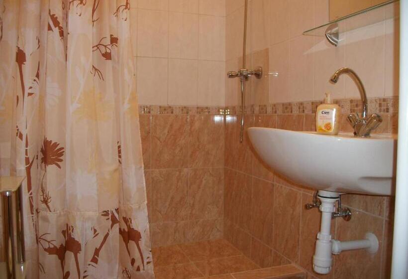 اتاق استاندارد چهار تخته, éden Ii