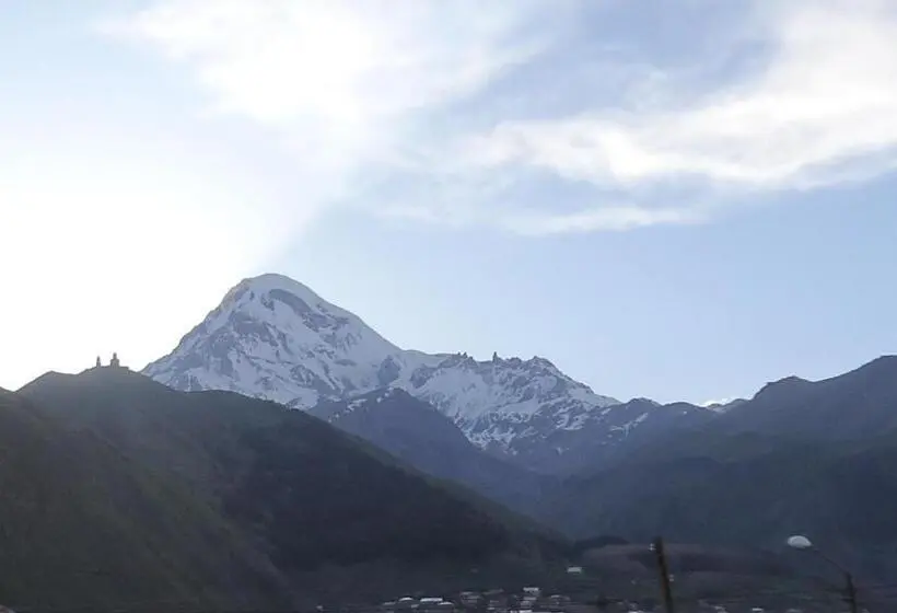 اتاق استاندارد, Maka & Khato In Kazbegi